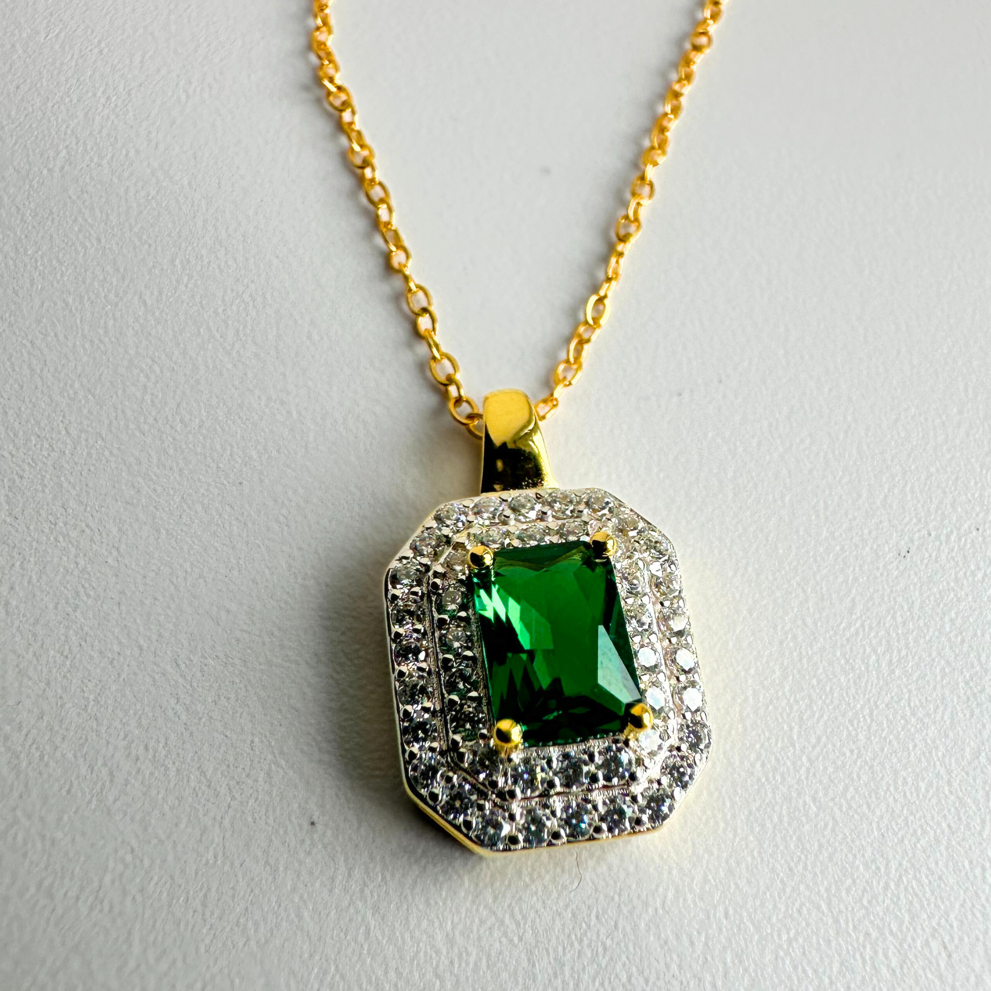 Sterling Silver Emerald CZ Pendant Necklace - Ladies Elegant Jewelry